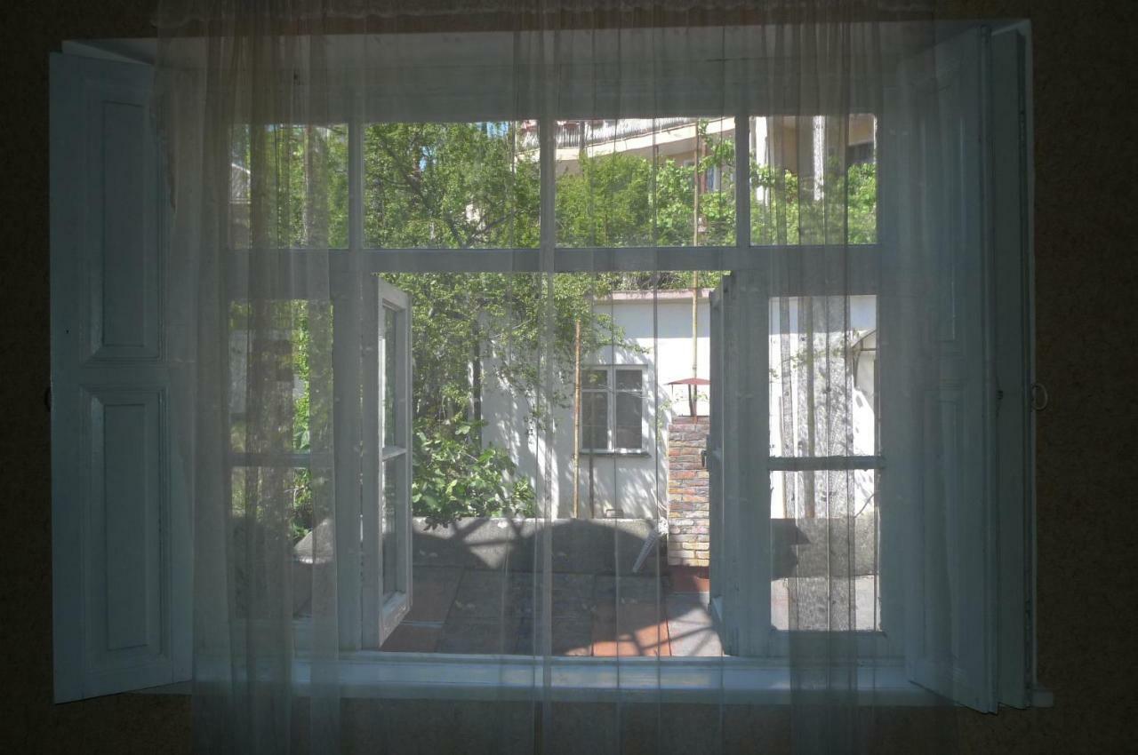 Old Town Guesthouse 苏呼米 外观 照片