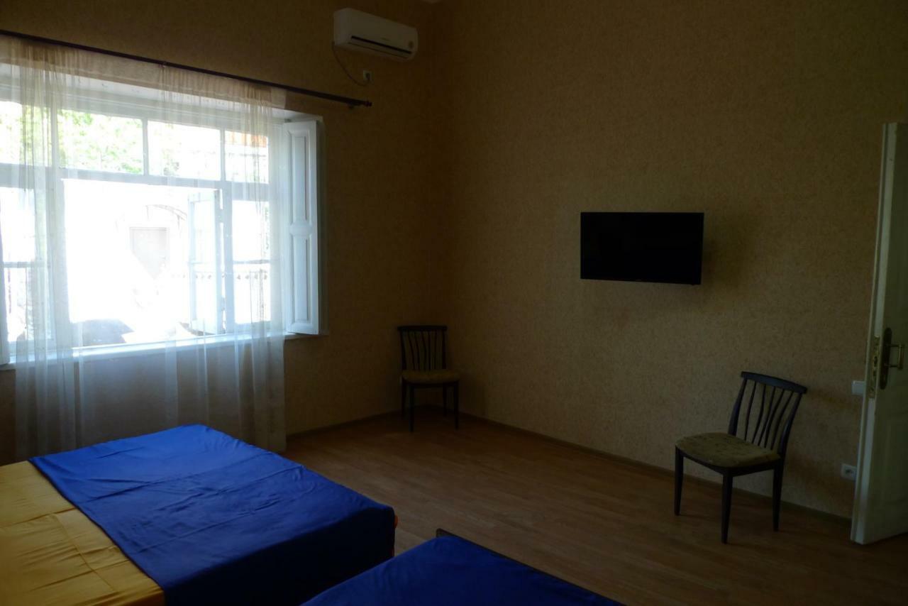 Old Town Guesthouse 苏呼米 外观 照片